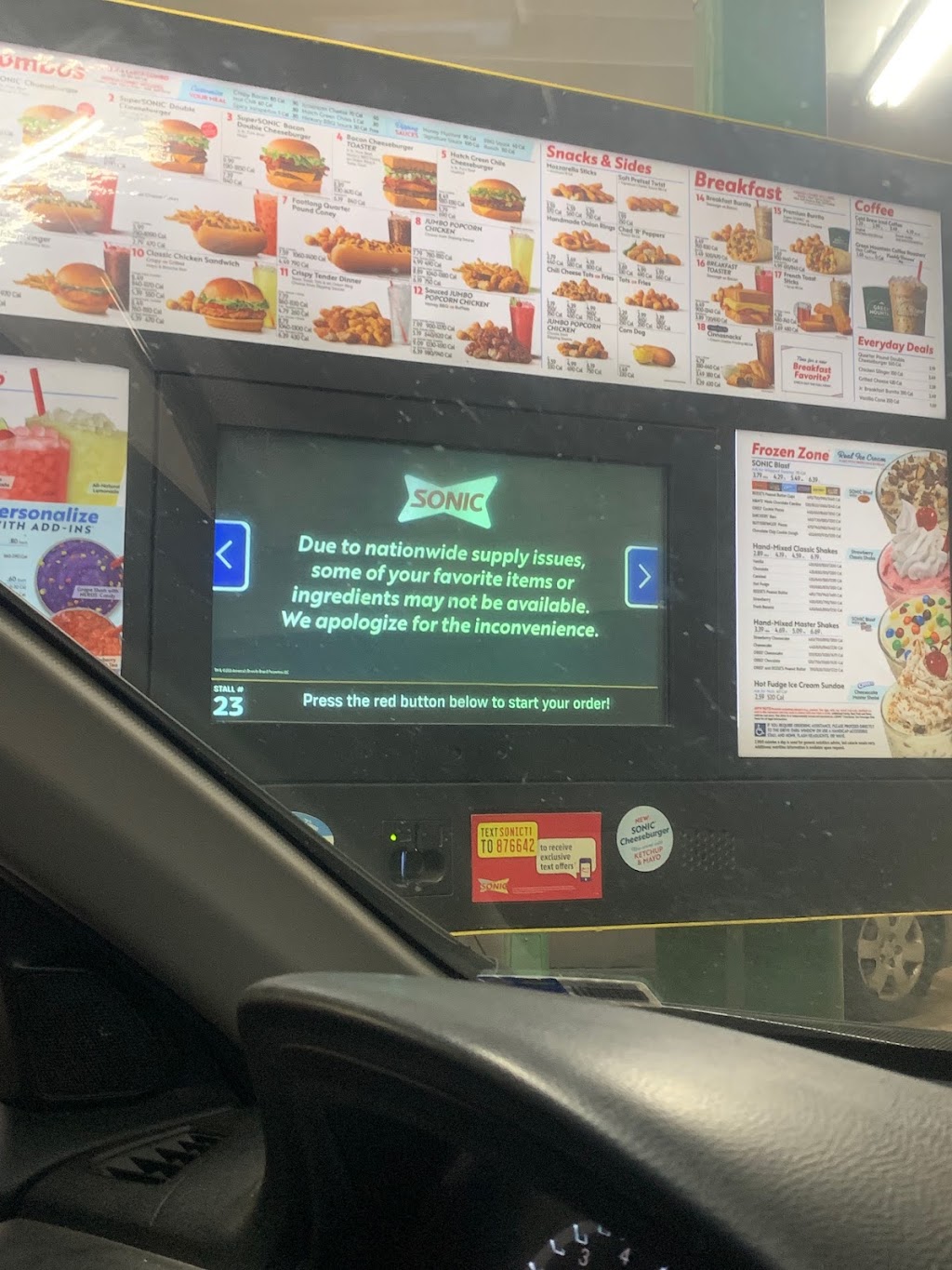 Sonic Drive-In | 630 W Elliot Rd, Tempe, AZ 85284, USA | Phone: (480) 897-0471