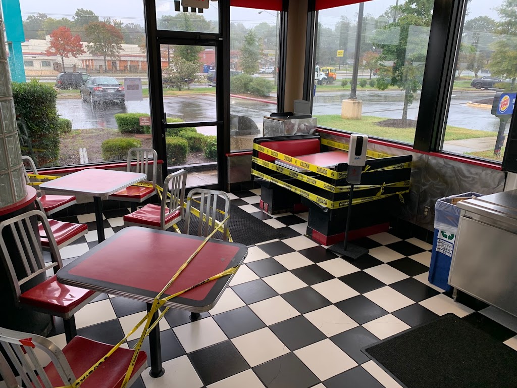 Burger King | 5141 Indian Head Hwy, Oxon Hill, MD 20745, USA | Phone: (301) 749-1400