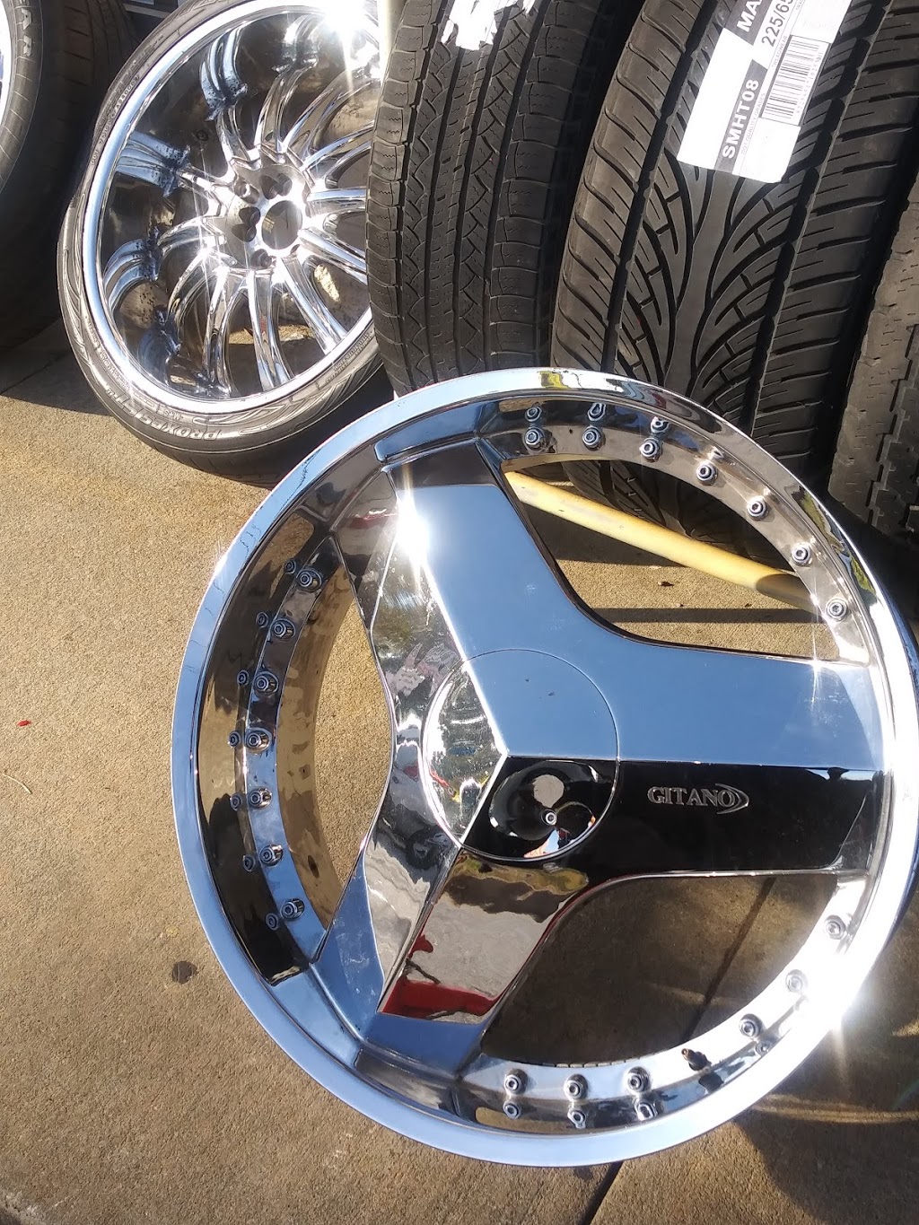 Favored Rims-Tires-Repair LLC | 4781 Covington Hwy suite a, Decatur, GA 30035, USA | Phone: (770) 882-1656