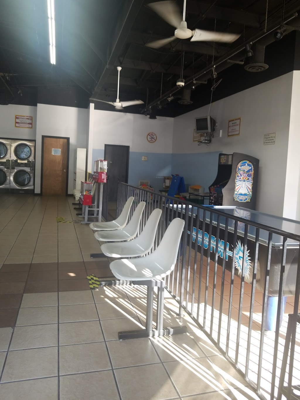Klassy Klean Coin Laundry/Dry Cleaners | 7990 GA-85, Riverdale, GA 30274, USA | Phone: (678) 519-1401