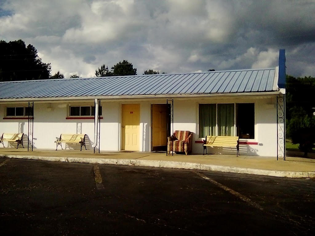 Bob White Motel | 930 Airport Dr, Alexander City, AL 35010, USA | Phone: (256) 234-4215