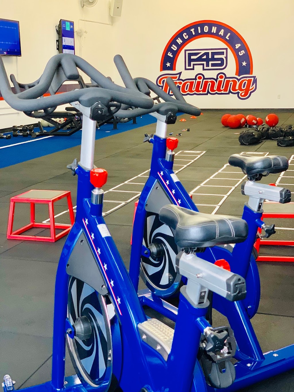 F45 Training Irvine Business Complex | 17835 Sky Park Cir Suite E, Irvine, CA 92614 | Phone: (949) 333-5906