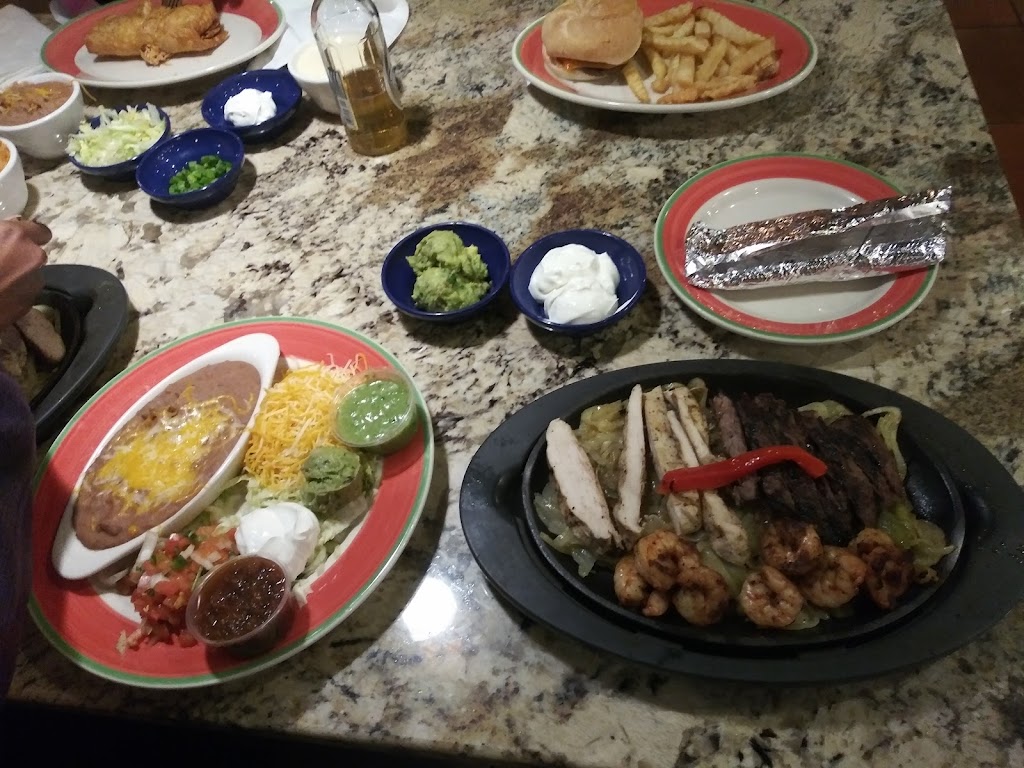 La Casita Mexican Restaurant | 8955 Springbrook Dr NW, Minneapolis, MN 55433, USA | Phone: (763) 432-2479