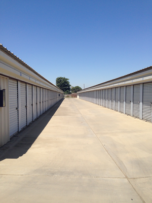 StorMax of Dinuba | 1958 E El Monte Way, Dinuba, CA 93618, USA | Phone: (559) 591-2098