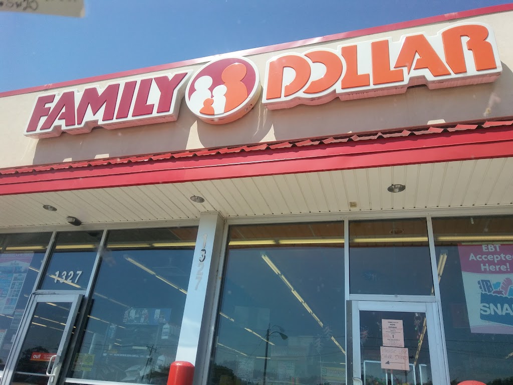 Family Dollar | 1327 N Dallas Ave, Lancaster, TX 75134, USA | Phone: (214) 765-5305