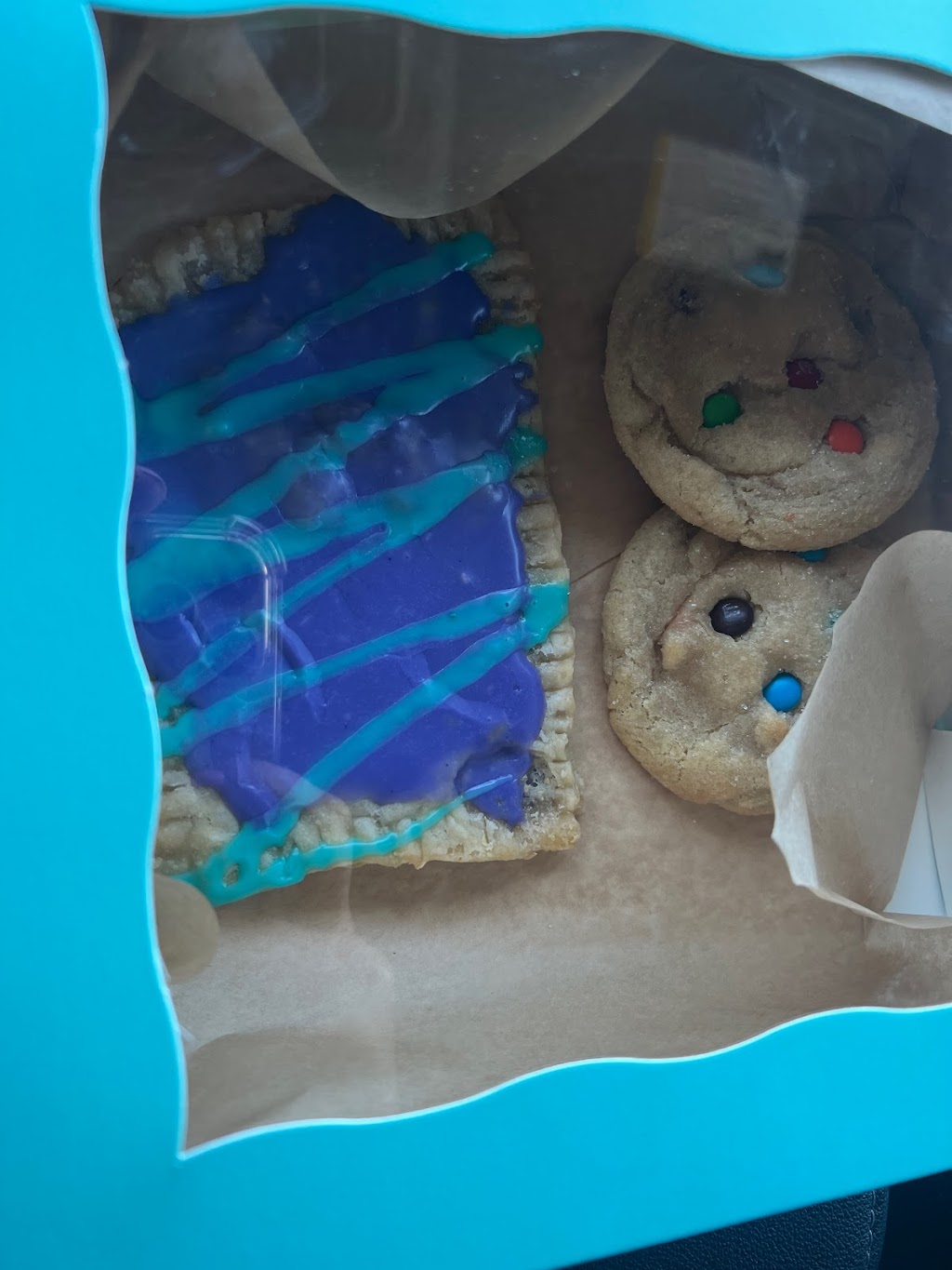 Baked - Handcrafted Sips + Sweets | 10667 Business 21, Hillsboro, MO 63050, USA | Phone: (636) 208-8528