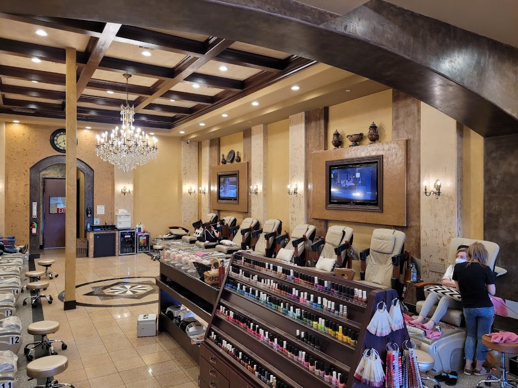 Deluxe Nail & Spa | Photo 3 of 10 | Address: 4235 W Northwest Hwy #200, Dallas, TX 75220, USA | Phone: (214) 350-0113