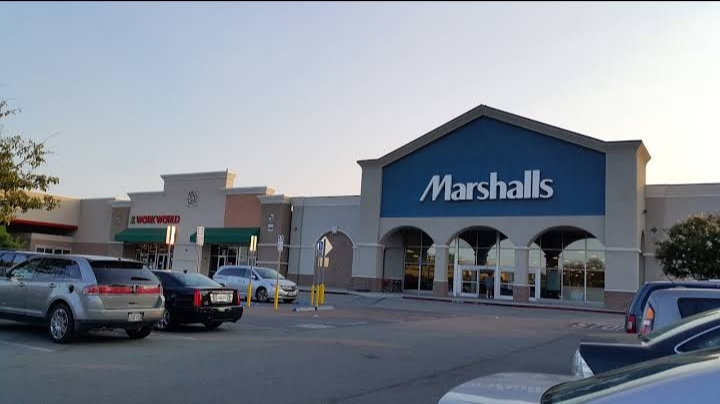 Marshalls | 7201 Camino Arroyo, Gilroy, CA 95020, USA | Phone: (408) 846-5713