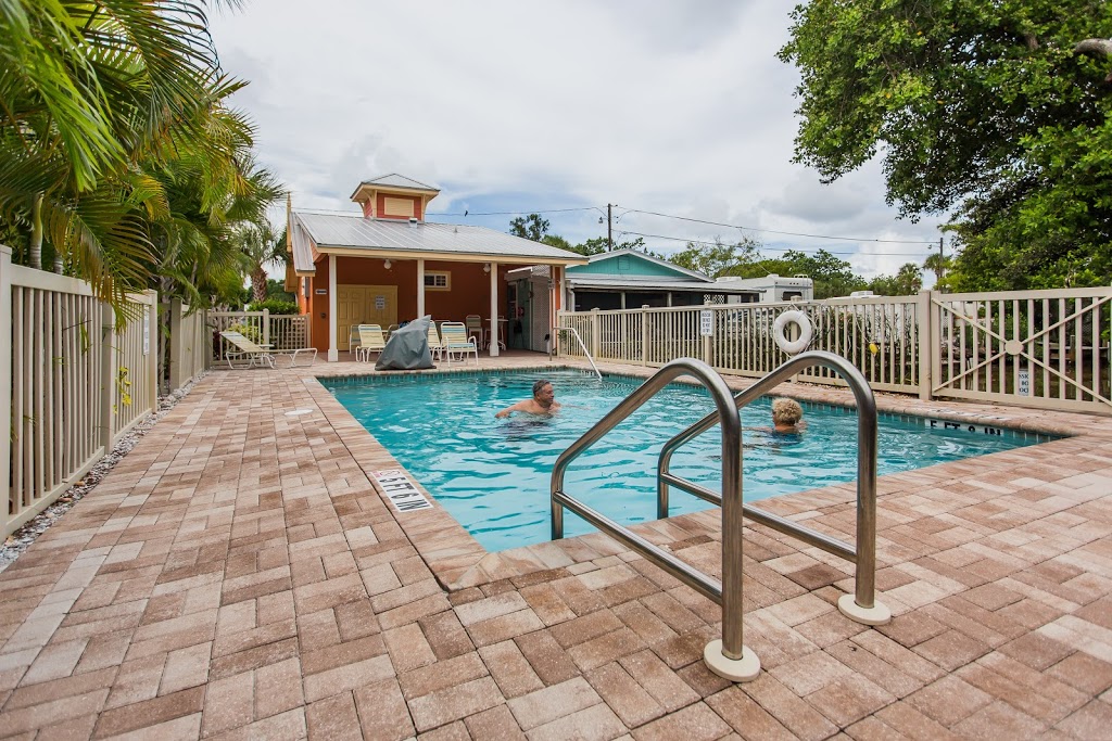 Buttonwood Inlet RV Resort | 12316 Cortez Rd W, Cortez, FL 34215 | Phone: (941) 798-3090