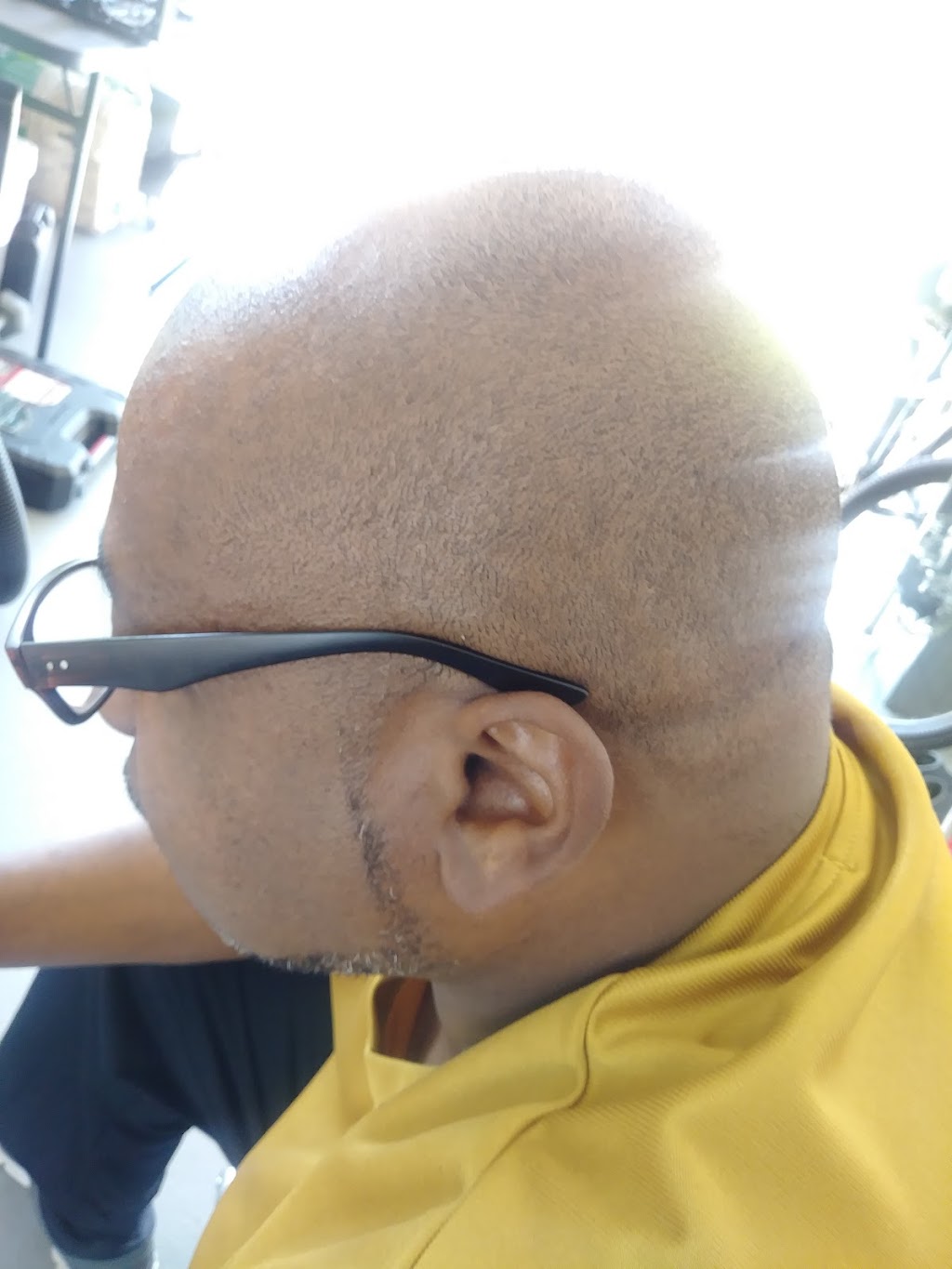 Rayzors Barber Shop | 3467 Deltona Blvd, Spring Hill, FL 34606, USA | Phone: (352) 684-5669