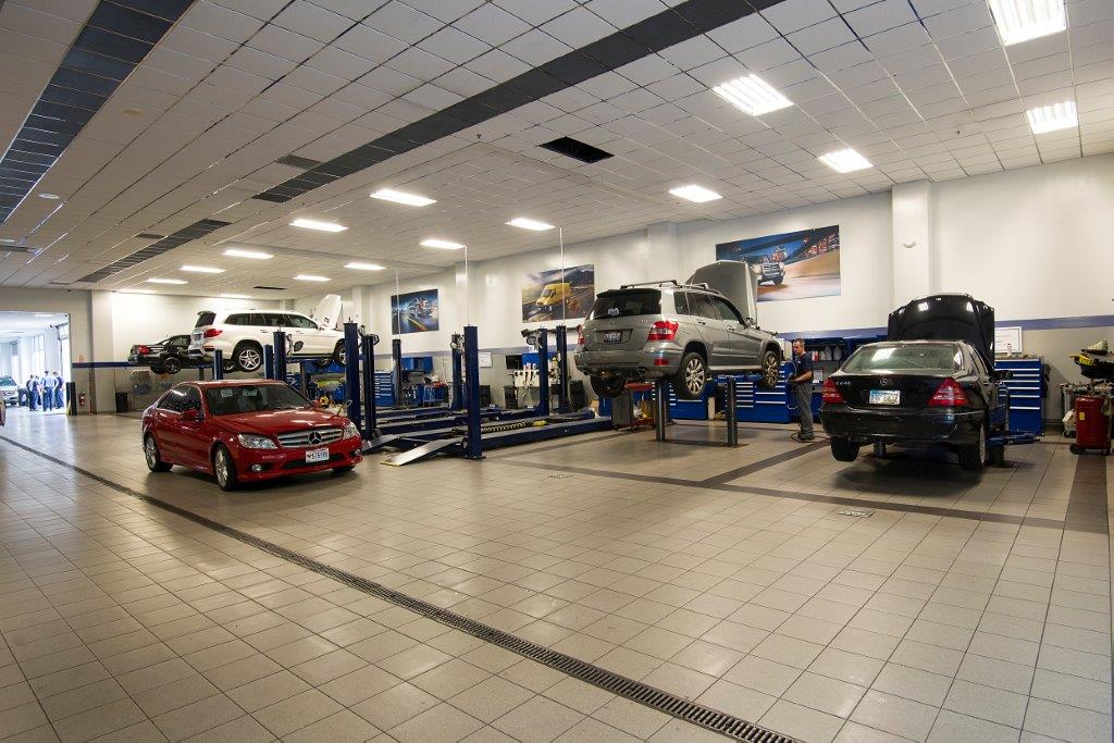 Mercedes-Benz of Bedford | 18122 Rockside Rd, Bedford, OH 44146, USA | Phone: (440) 439-0100