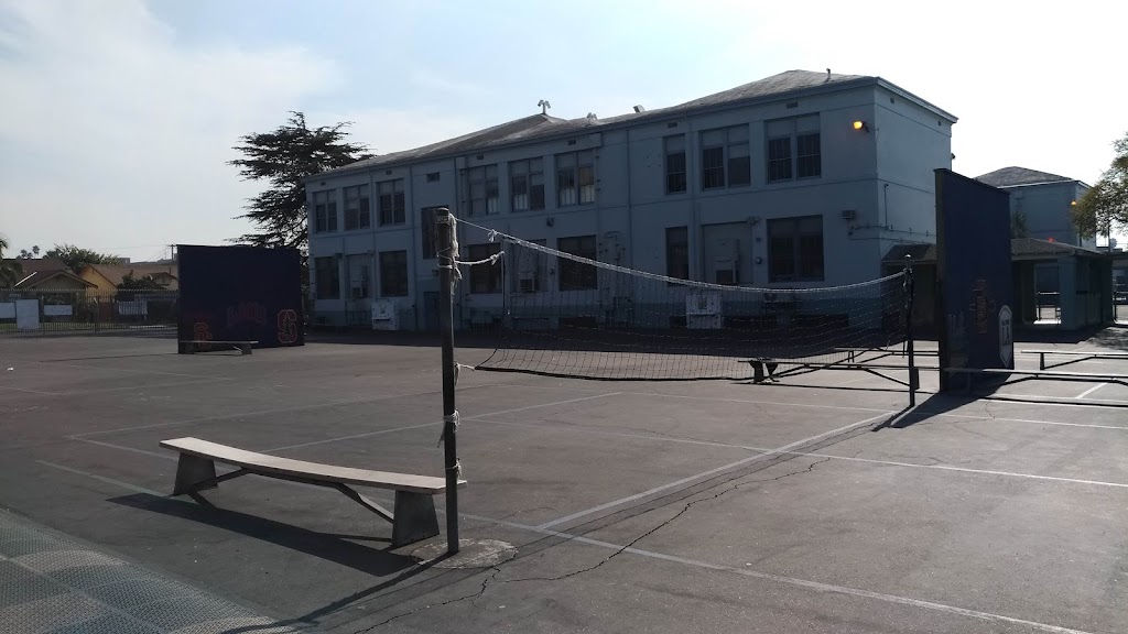 Sixth Avenue Elementary School | 3109 6th Ave, Los Angeles, CA 90018, USA | Phone: (323) 733-9107