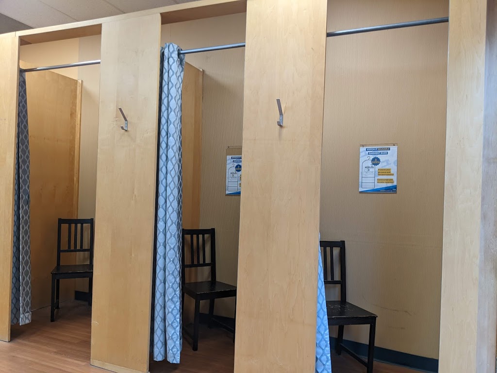 Stitch It Clothing Alterations & Dry Cleaning | 221 Glendale Ave Unit 144, St. Catharines, ON L2T 2K9, Canada | Phone: (905) 984-3177