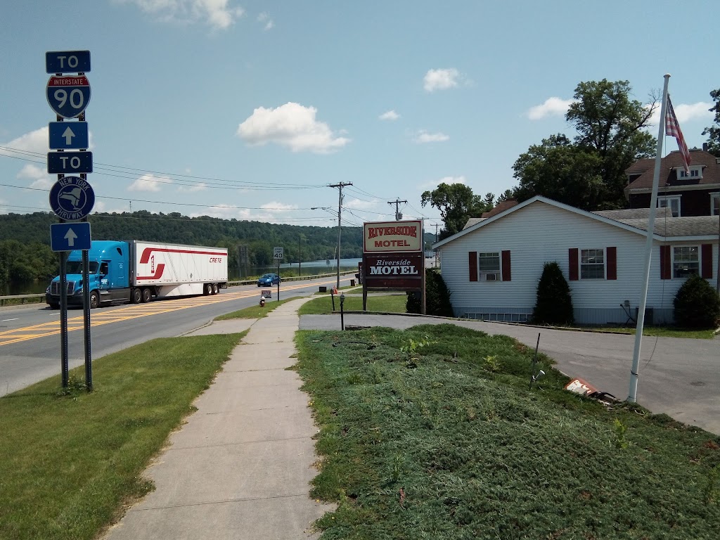 Riverside Motel | 2 Riverside Dr, Fultonville, NY 12072, USA | Phone: (518) 853-3314