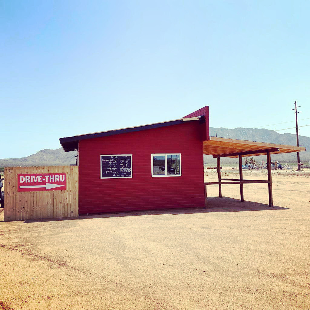 Red Lake Market | 22583 Pierce Ferry Rd, Meadview, AZ 86444, USA | Phone: (928) 920-5222