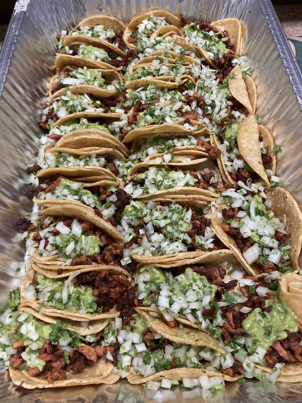 Roxy’s Tacos | 815 C St, San Diego, CA 92101, USA | Phone: (619) 349-4839