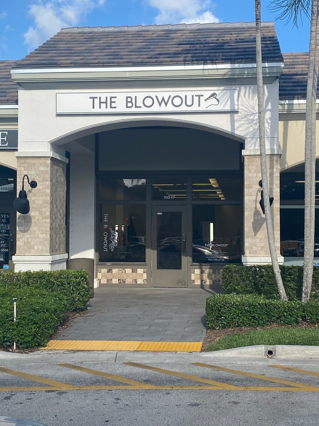 The Blowout Blowdry Bar | 10047 Cleary Blvd, Plantation, FL 33324, USA | Phone: (954) 990-8736