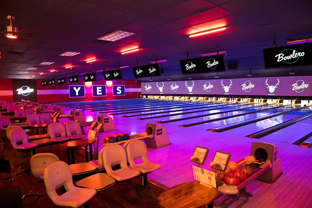 Bowlero Fair Lawn | 22-22 Maple Ave, Fair Lawn, NJ 07410, USA | Phone: (201) 797-5400