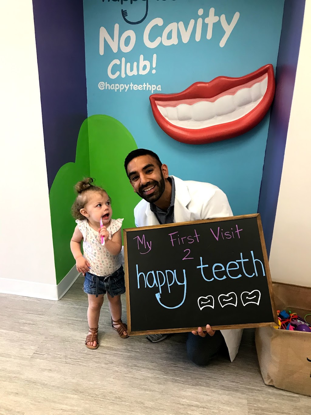 Happy Teeth Pediatric Dentistry | 165 Levittown Pkwy Suite B, Levittown, PA 19055, USA | Phone: (267) 580-9657
