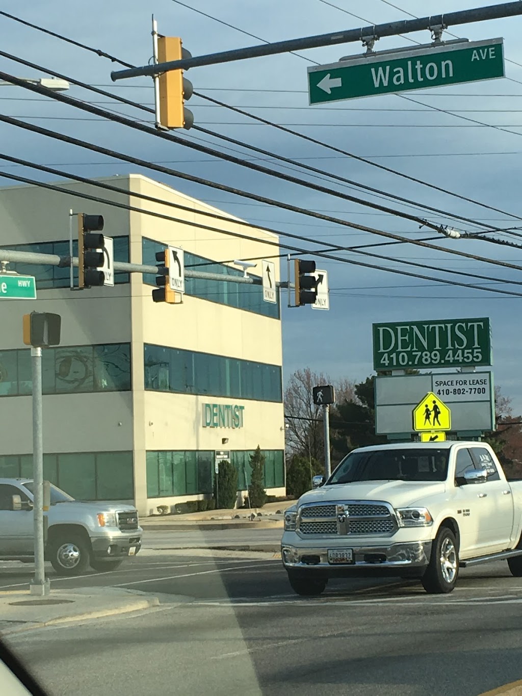 Family Dental Care | 5801 Ritchie Hwy, Baltimore, MD 21225, USA | Phone: (443) 345-8288