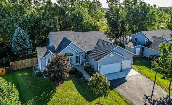 Fieldstone Real Estate Specialists - The Nivala Team | 1420 Lower Heritage Way, Farmington, MN 55024, USA | Phone: (651) 236-7472