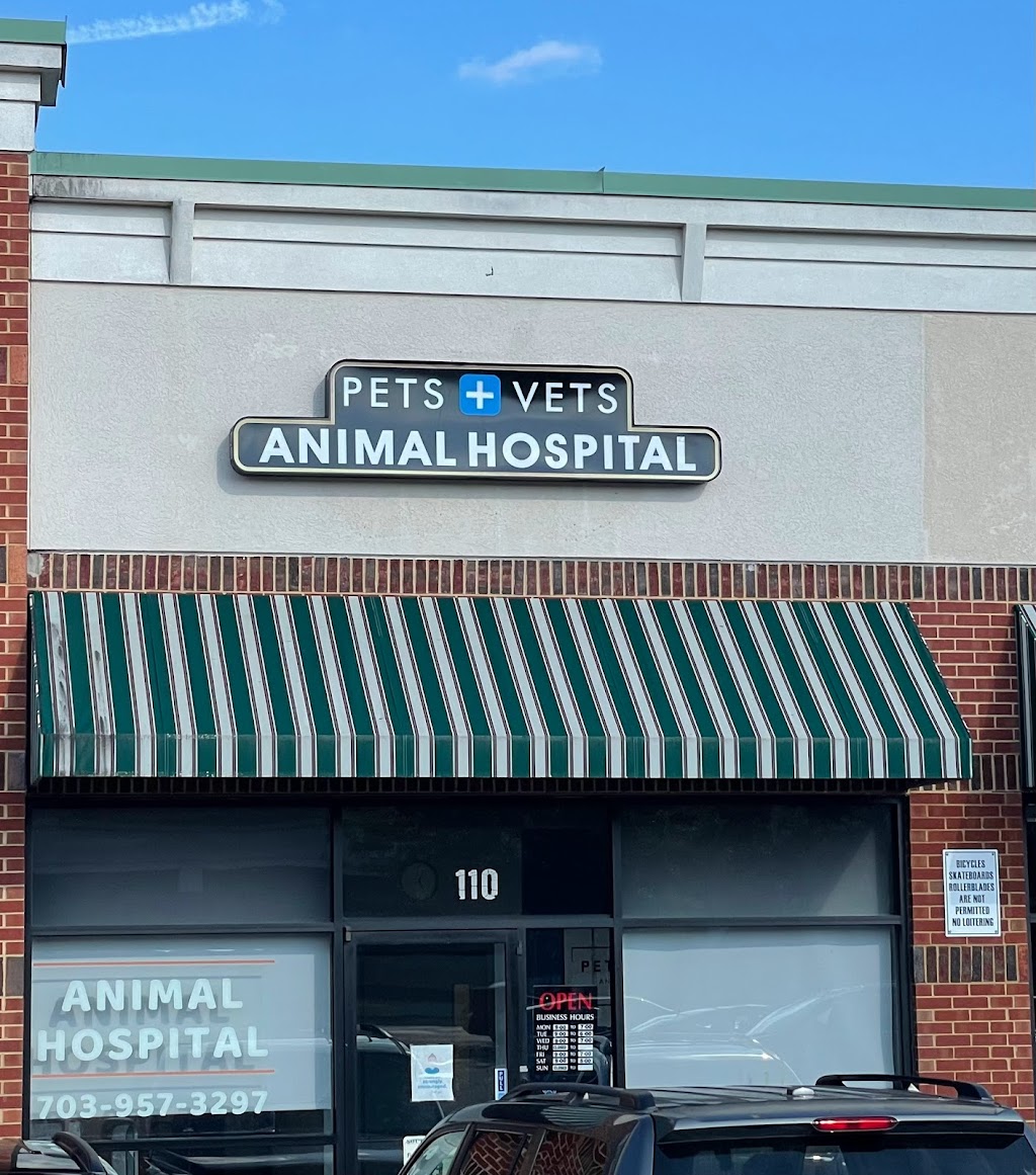 Pets and Vets Animal Hospital | 43114 Peacock Market Plaza Suite 110, South Riding, VA 20152, USA | Phone: (703) 957-3297