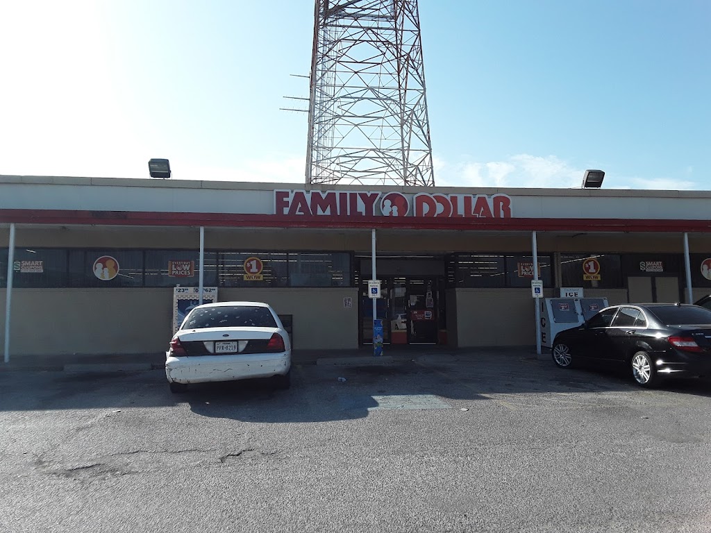 Family Dollar | 4311 Live Oak St, Dallas, TX 75204, USA | Phone: (945) 235-8696