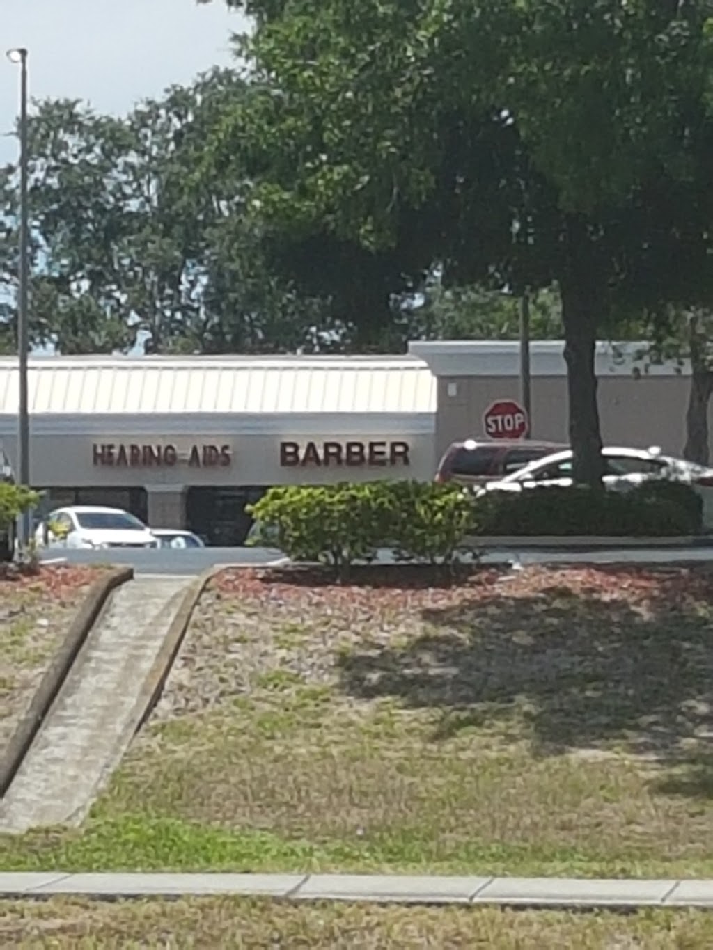 Lukes Barber Shop | 35212 US Hwy 19 N, Palm Harbor, FL 34684 | Phone: (727) 789-1575