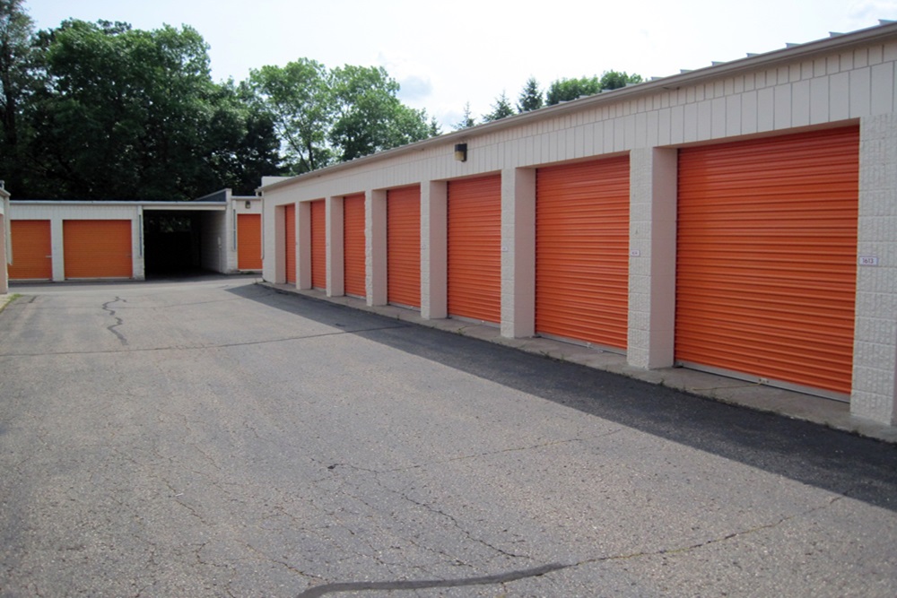 Public Storage | 7921 Eden Prairie Rd, Eden Prairie, MN 55347, USA | Phone: (952) 232-6803