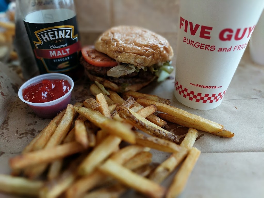 Five Guys | 4900 Transit Rd Suite 900, Depew, NY 14043, USA | Phone: (716) 668-2972