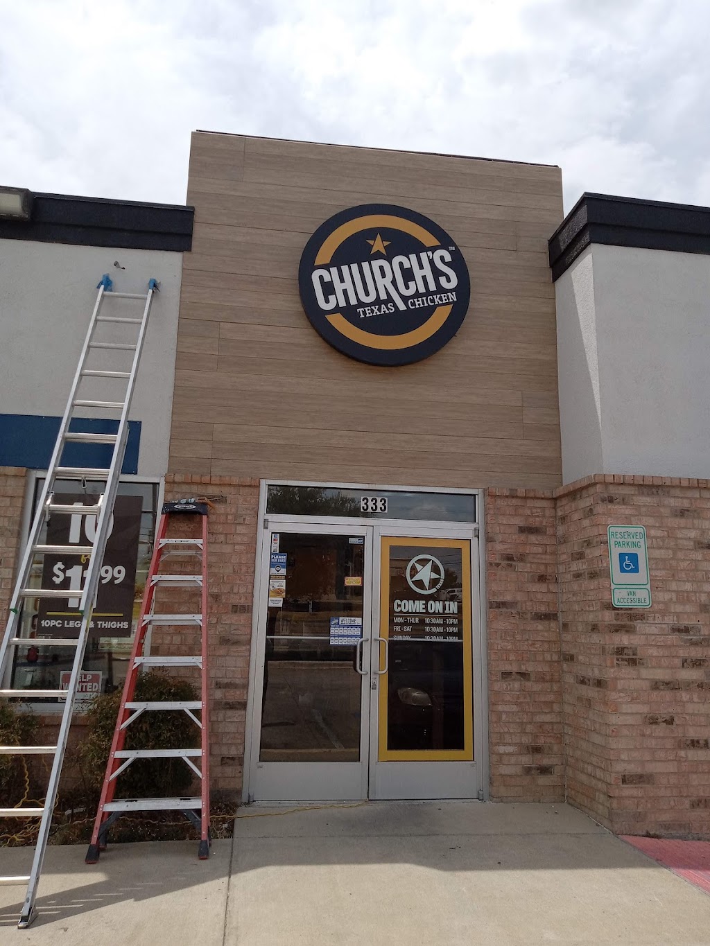 Churchs Texas Chicken | 333 S Belt Line Rd, Irving, TX 75060, USA | Phone: (972) 986-1858