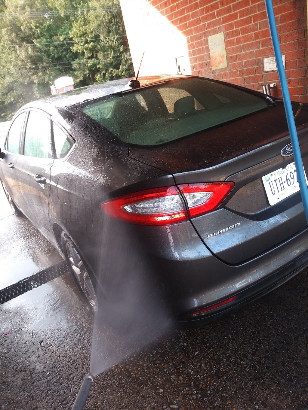 Harpersville Road Car Wash | 1055 Harpersville Rd, Newport News, VA 23601, USA | Phone: (757) 871-0499