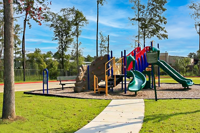 Pine Crest Apartments | 2000 Pine Crest Ave, Covington, LA 70433, USA | Phone: (985) 875-9858