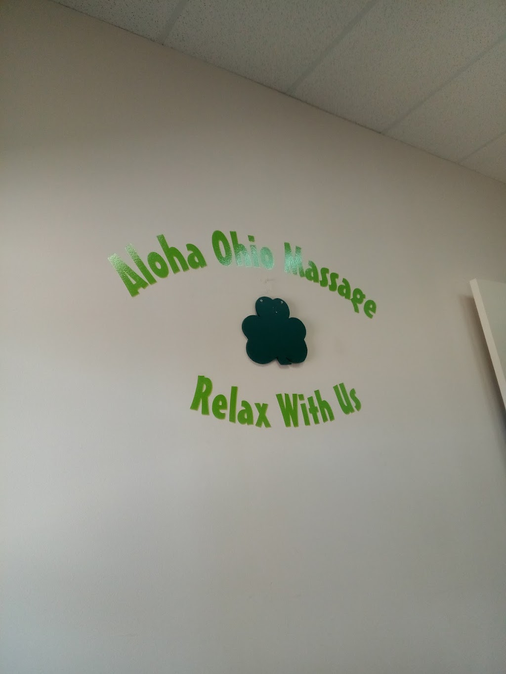 Aloha Ohio Massage | 30125 Lorain Rd, North Olmsted, OH 44070, USA | Phone: (440) 777-3700