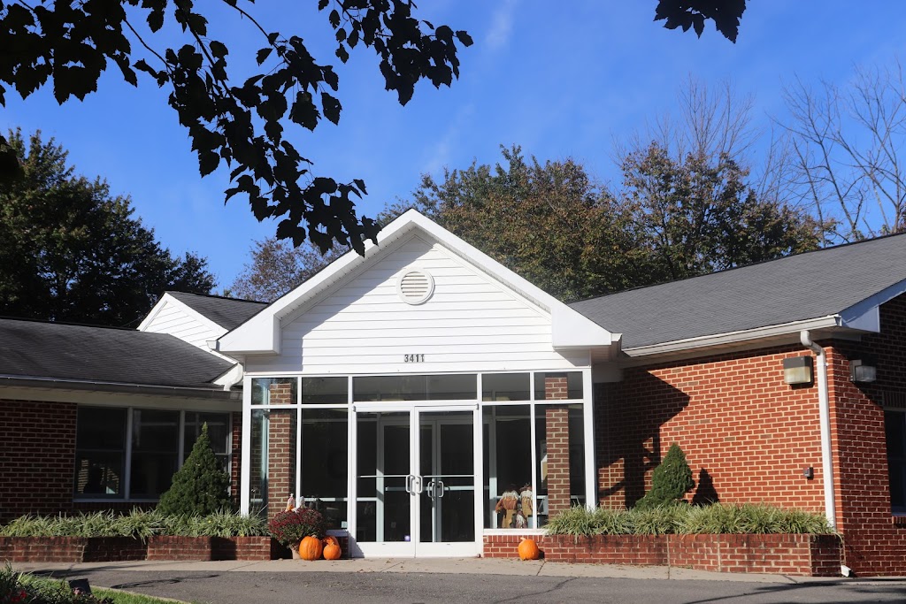 Montessori School of Fairfax | 3411 Lees Corner Rd, Chantilly, VA 20151, USA | Phone: (571) 323-0222