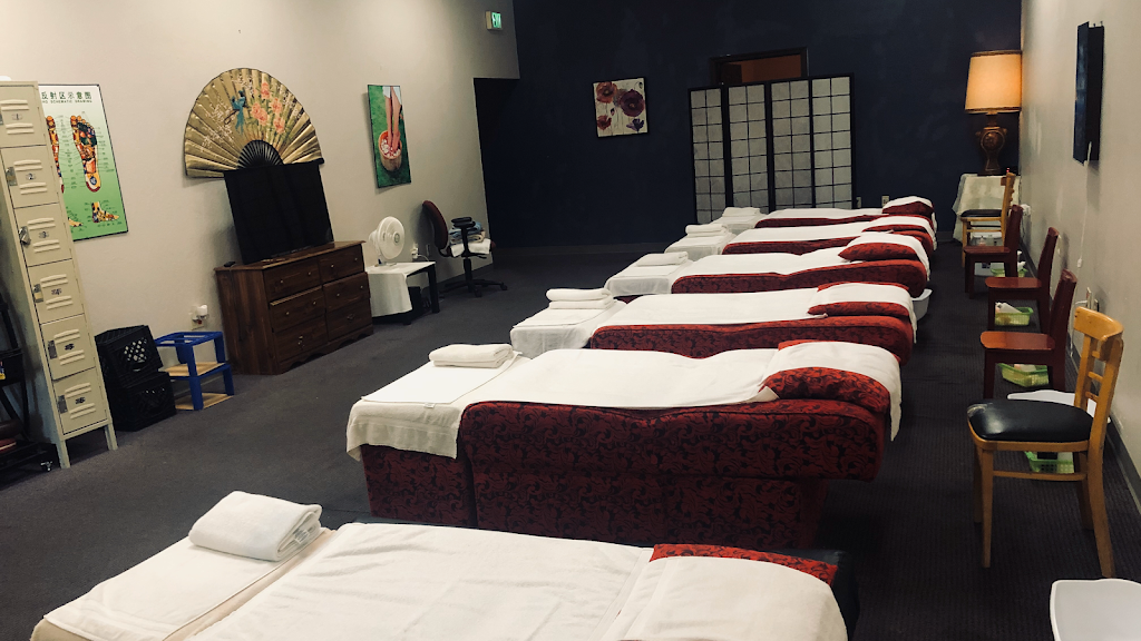 Vip foot spa | 1315 Gateway Blvd #D3, Fairfield, CA 94533, USA | Phone: (707) 399-8888