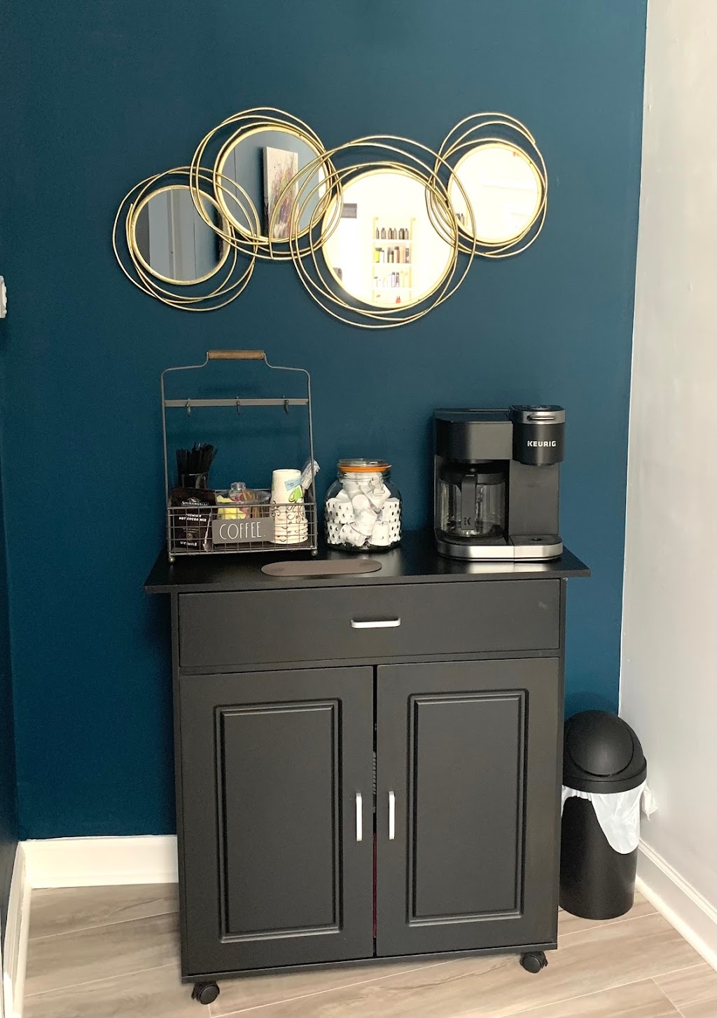 Le Salon | 5197 Country Club Rd, Winston-Salem, NC 27104, USA | Phone: (336) 955-1919