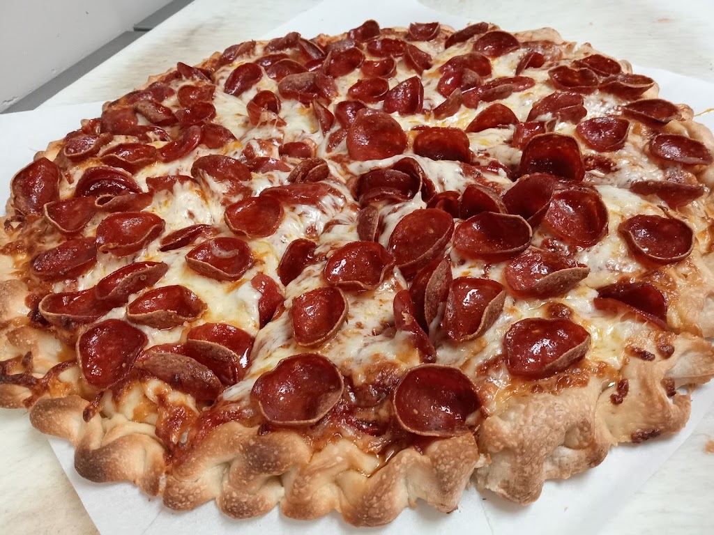 Sparkys Pizza Co. | 1 W Main St, Seville, OH 44273, USA | Phone: (330) 975-4380