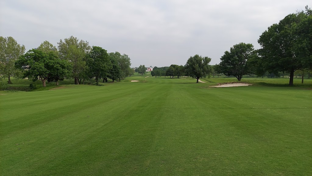Cherokee Hills Golf Club | 770 W Cherokee St, Catoosa, OK 74015, USA | Phone: (800) 760-6700