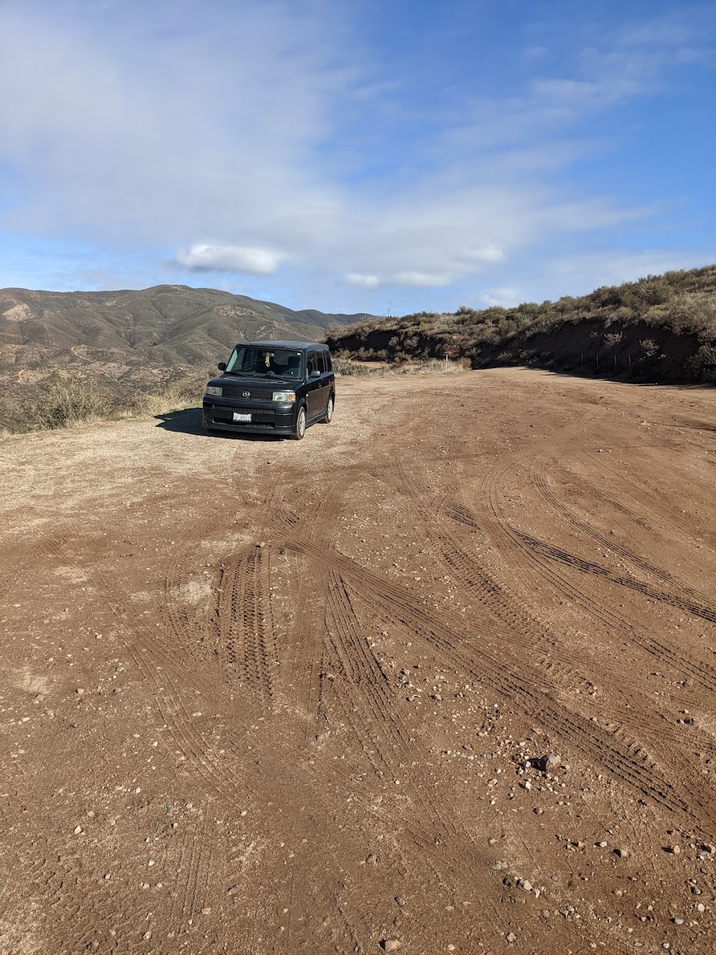 Texas Canyon Parking | Vasquez Truck Trail, Santa Clarita, CA 91390, USA | Phone: (323) 481-3558