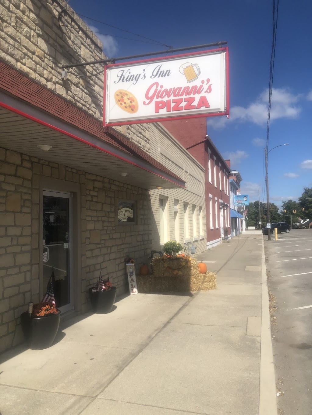 Kingston Giovannis Pizza | 7 N Main St, Kingston, OH 45644, USA | Phone: (740) 478-2807