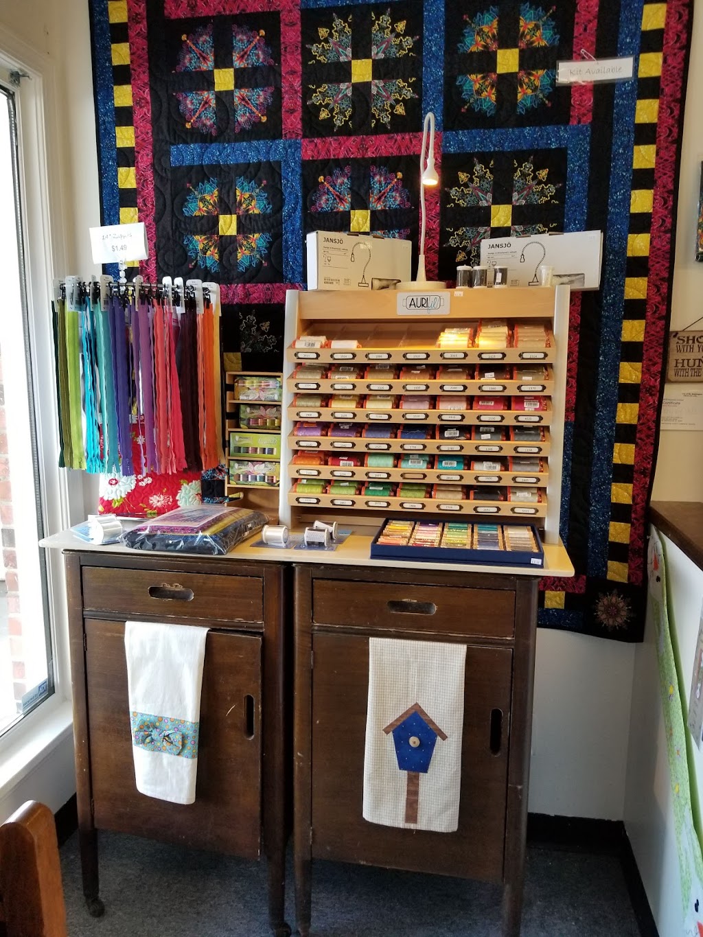 Busy Lady Quilt Shop | 223 Delaina Dr suite b, Mt Washington, KY 40047, USA | Phone: (502) 538-8800