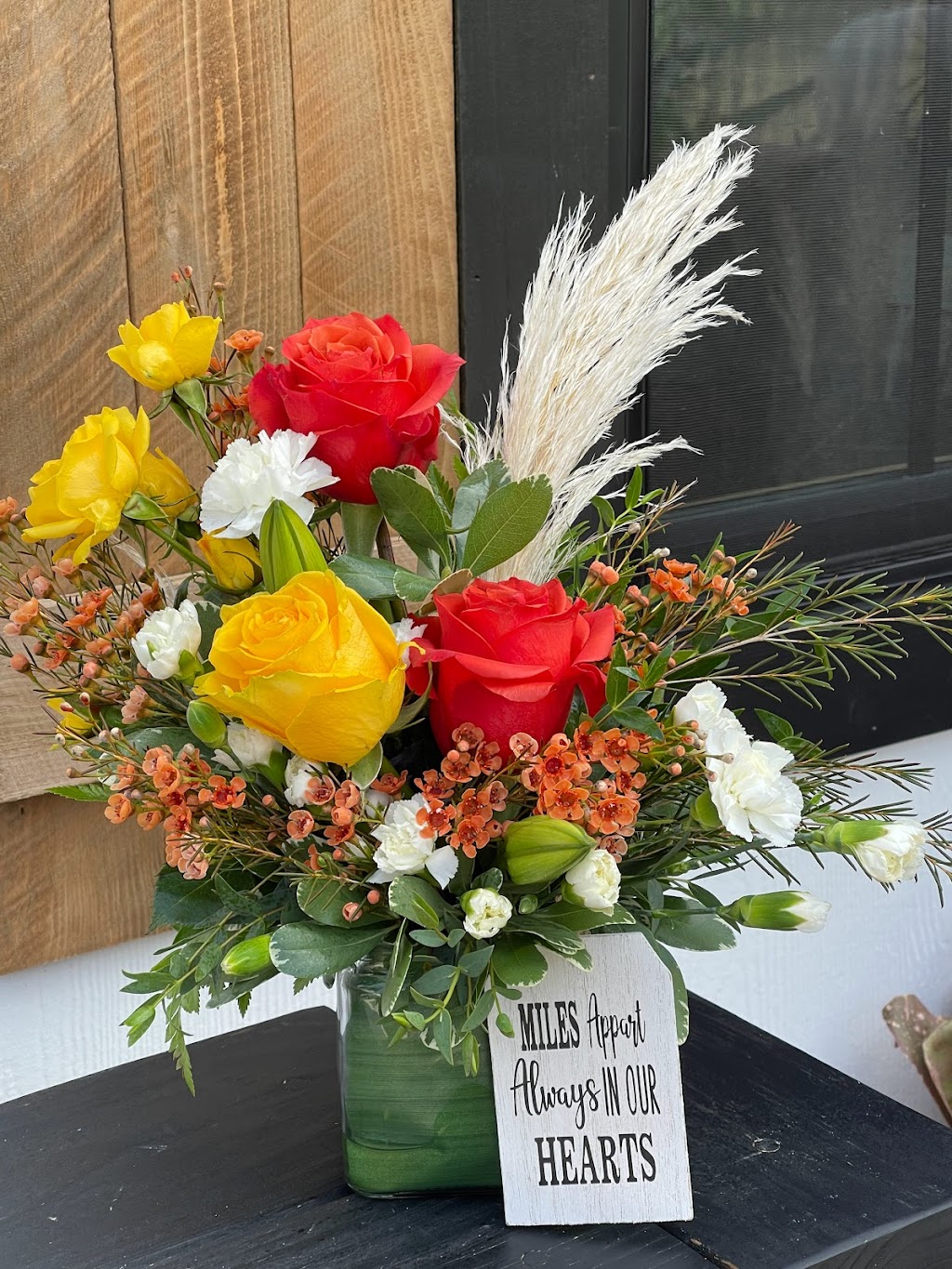 Family Blooms | Florist in Pleasanton | 440 Oriente Dr, Pleasanton, TX 78064, USA | Phone: (830) 281-2131