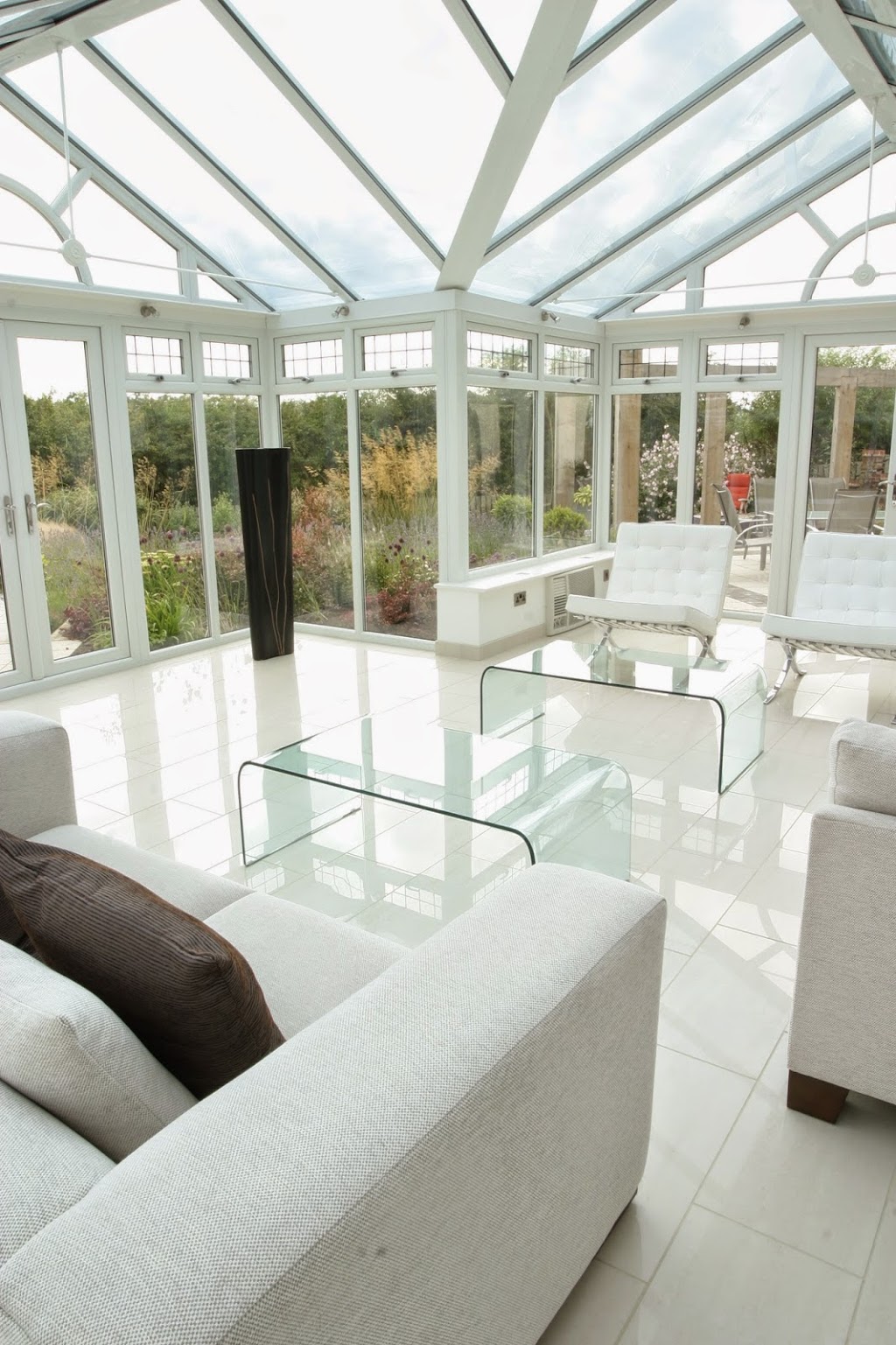 Accolade Windows & Conservatories LLP | 92 Old Milton Rd, New Milton BH25 6EB, UK | Phone: 01425 276655