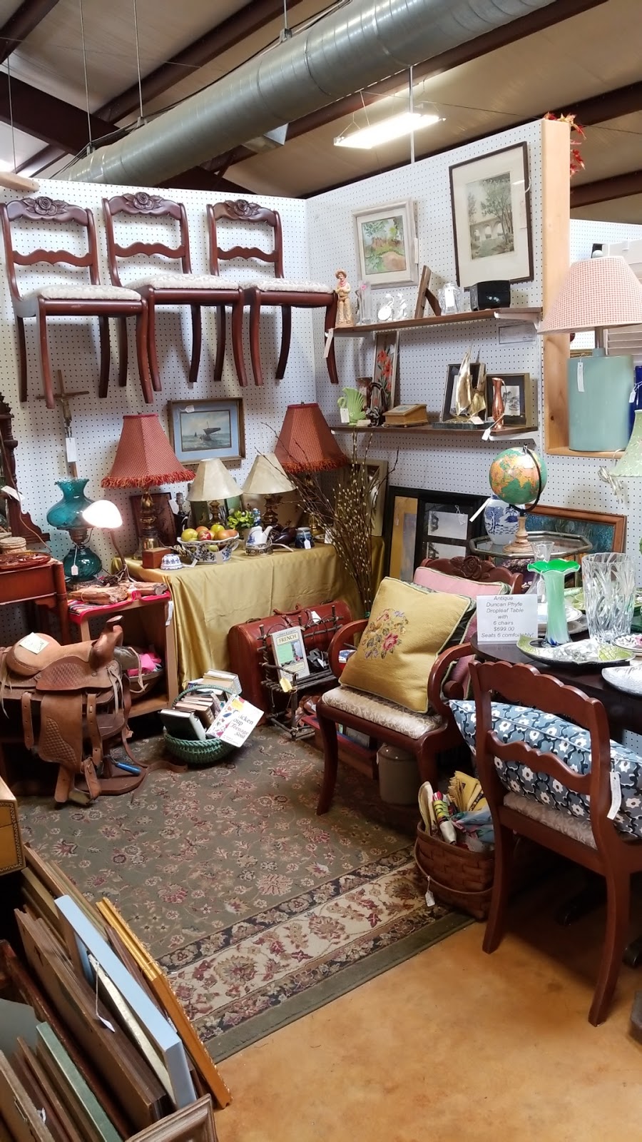 Johns Road Antique Mall | 850 Johns Rd, Boerne, TX 78006, USA | Phone: (830) 249-7464