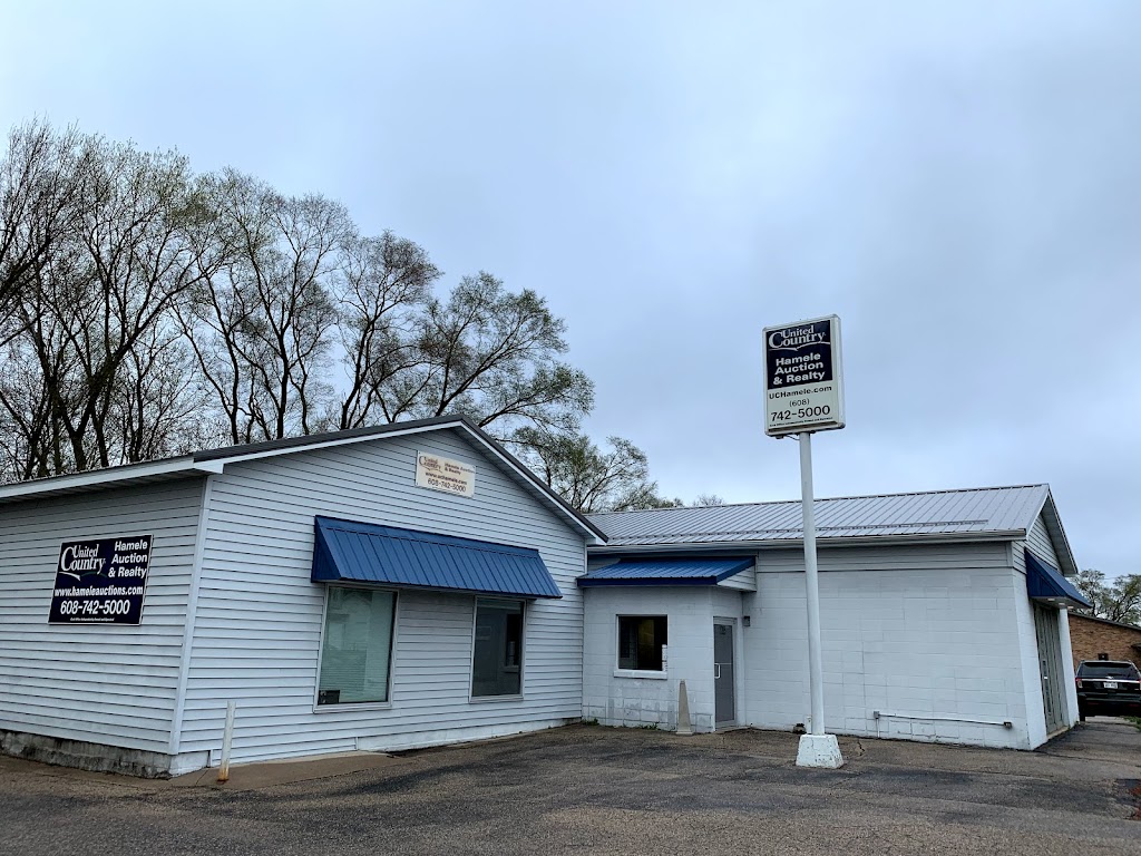 United Country Hamele Auction & Realty | 1325 W Wisconsin St, Portage, WI 53901, USA | Phone: (608) 742-5000