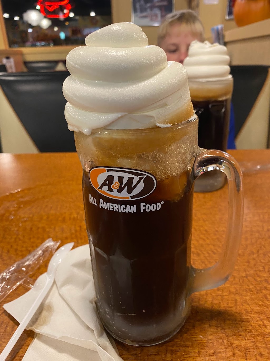 A&W Restaurant | 1035 Bergslien St, Baldwin, WI 54002, USA | Phone: (715) 684-2134