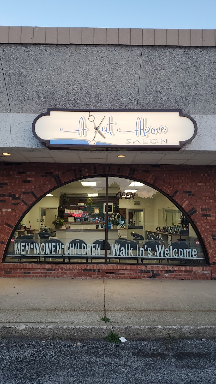 A Kut Above Salon | 6335 Central Ave, Portage, IN 46368, USA | Phone: (219) 762-5048