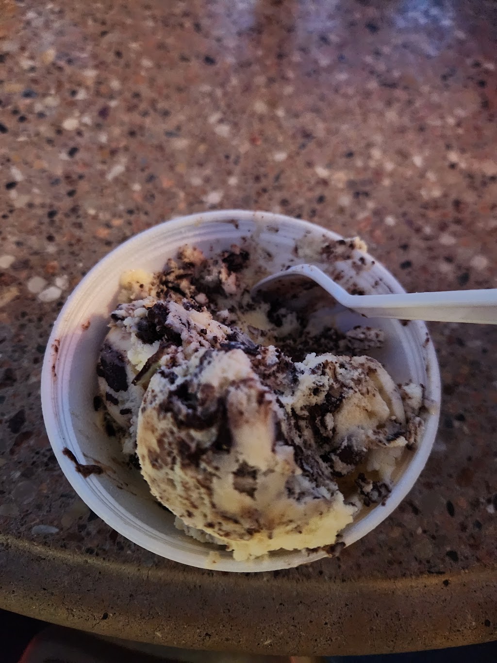 Sophies Ice Cream | 306 W Main St, Gas City, IN 46933, USA | Phone: (765) 677-0155