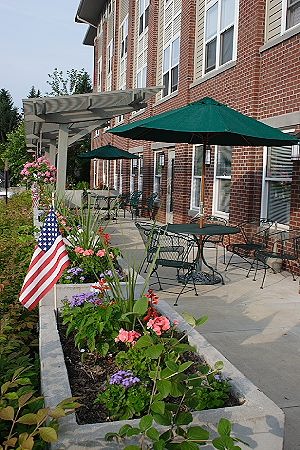 White Oak Retirement Residence | 2967 Jacks Run Rd, White Oak, PA 15131, USA | Phone: (412) 675-0412